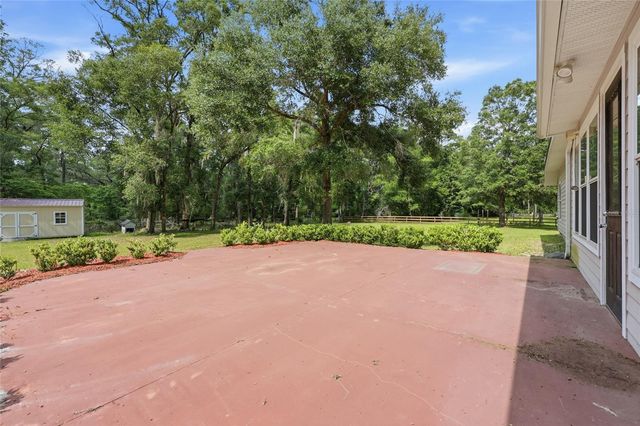 25176 NW 209TH AVENUE, High Springs, FL 32643