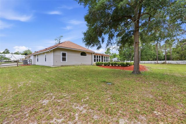 25176 NW 209TH AVENUE, High Springs, FL 32643