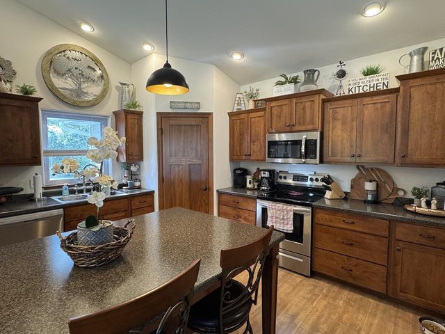 2260 SISKEN LANE, Kronenwetter, WI 54455