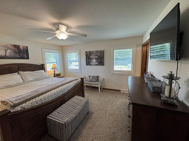 2260 SISKEN LANE, Kronenwetter, WI 54455