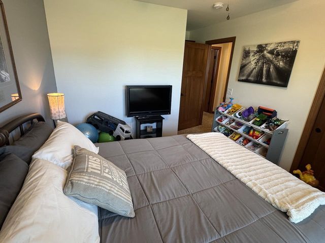 2260 SISKEN LANE, Kronenwetter, WI 54455