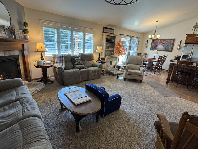 2260 SISKEN LANE, Kronenwetter, WI 54455