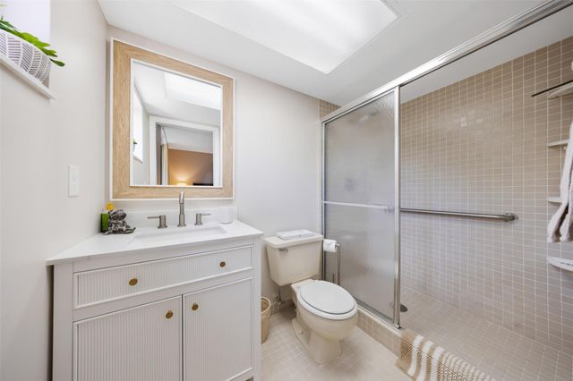 5250 Las Verdes Circle 317, Delray Beach, FL 33484