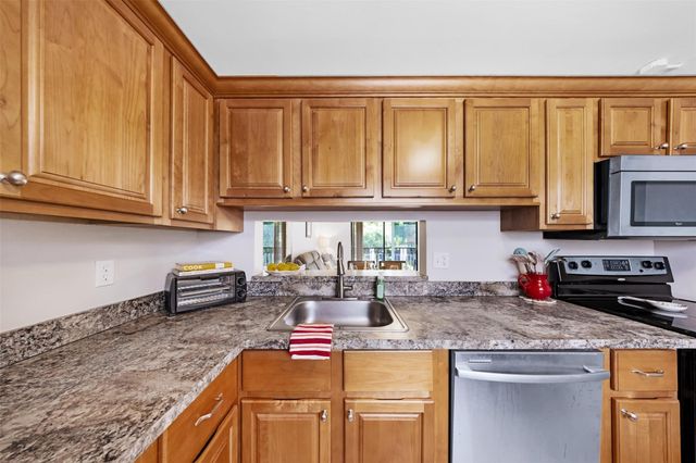 5250 Las Verdes Circle 317, Delray Beach, FL 33484