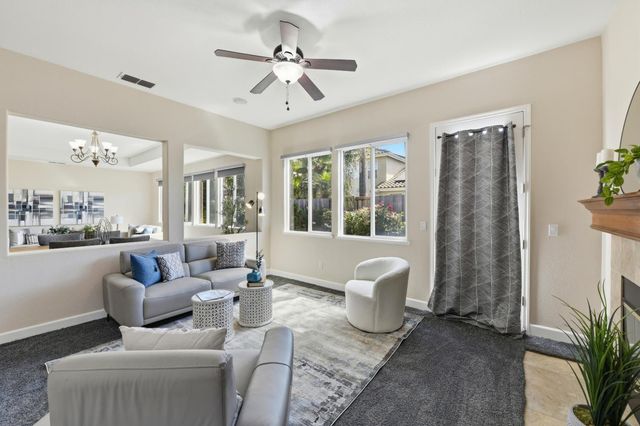 1733 Klamath Rd, West Sacramento, CA 95691