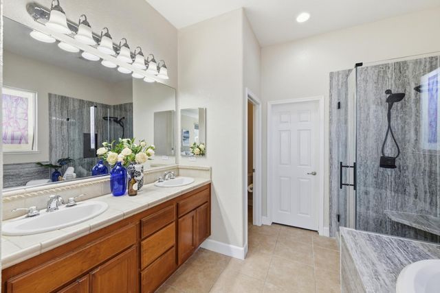 1733 Klamath Rd, West Sacramento, CA 95691