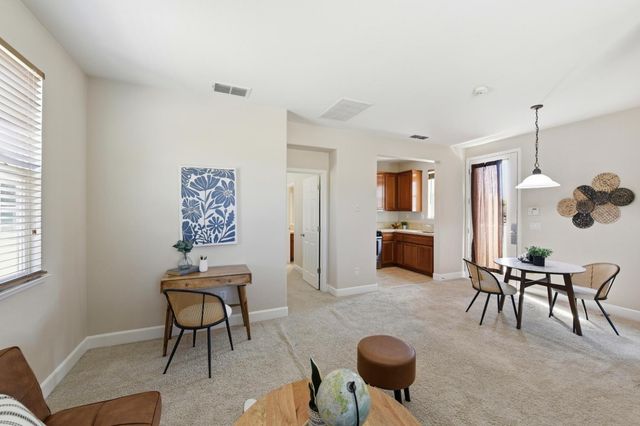 1733 Klamath Rd, West Sacramento, CA 95691