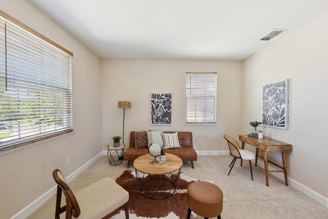 1733 Klamath Rd, West Sacramento, CA 95691