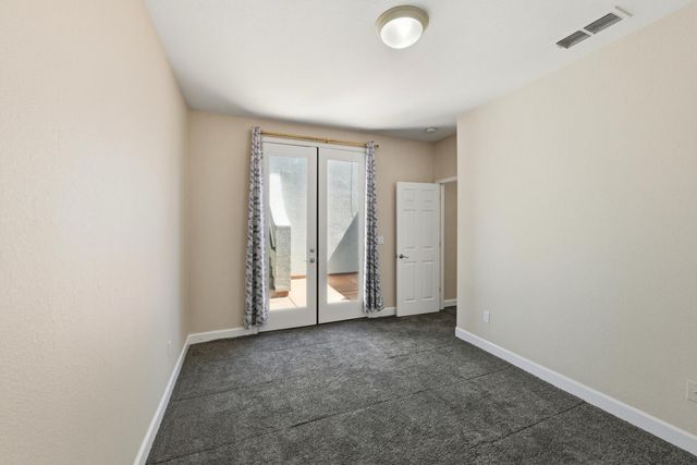 1733 Klamath Rd, West Sacramento, CA 95691