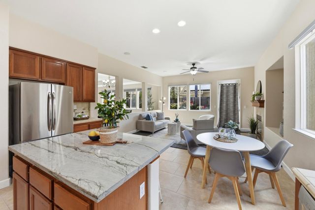 1733 Klamath Rd, West Sacramento, CA 95691