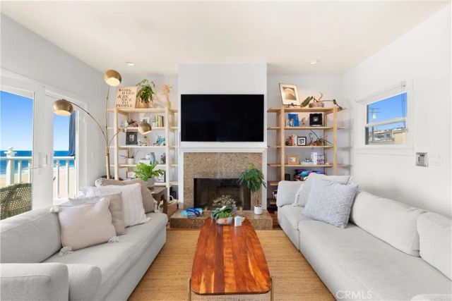 1304 The Strand A, Manhattan Beach, CA 90266