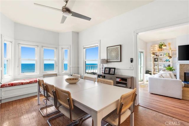 1304 The Strand A, Manhattan Beach, CA 90266