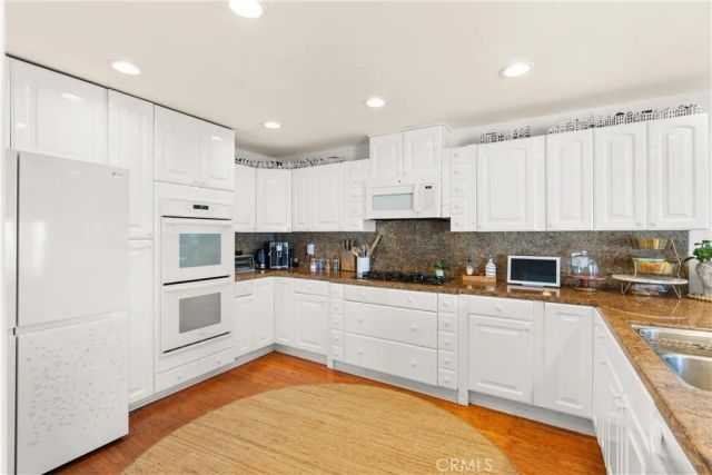 1304 The Strand A, Manhattan Beach, CA 90266