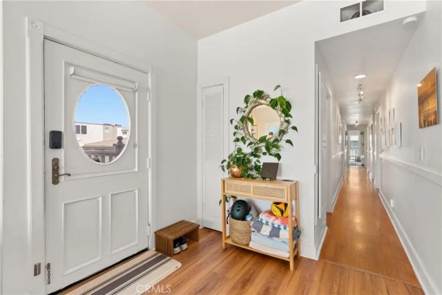 1304 The Strand A, Manhattan Beach, CA 90266