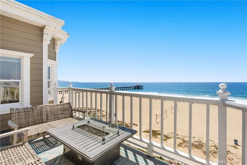 1304 The Strand A, Manhattan Beach, CA 90266