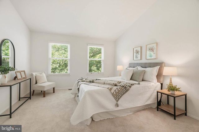 8112 WOODED GLEN CT, Ellicott City, MD 21043