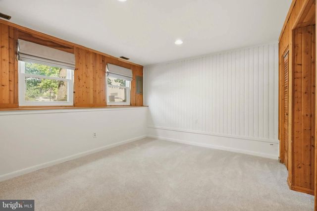 8112 WOODED GLEN CT, Ellicott City, MD 21043