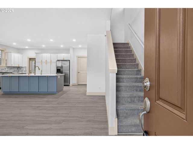 15158 Nw EVELYN St, Portland, OR 97229