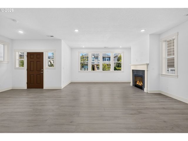 15158 Nw EVELYN St, Portland, OR 97229