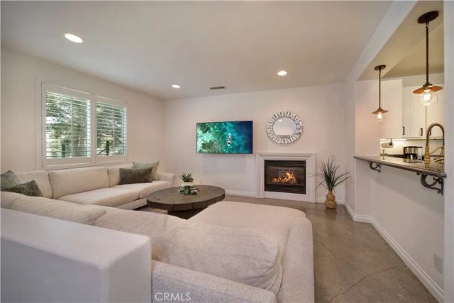 125 Nantucket Lane, Aliso Viejo, CA 92656