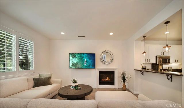 125 Nantucket Lane, Aliso Viejo, CA 92656
