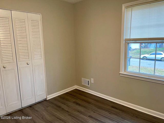 9019 Brandywyne Dr, Louisville, KY 40291