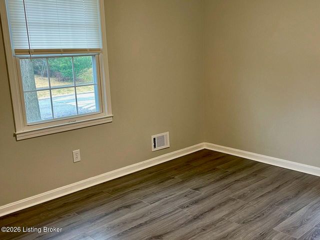 9019 Brandywyne Dr, Louisville, KY 40291