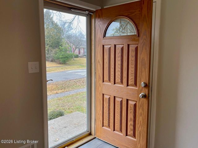 9019 Brandywyne Dr, Louisville, KY 40291