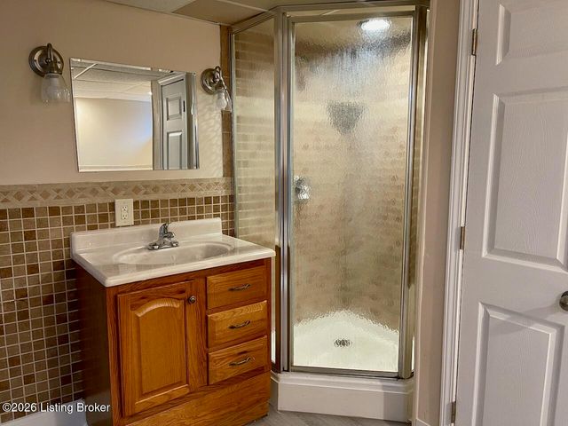 9019 Brandywyne Dr, Louisville, KY 40291