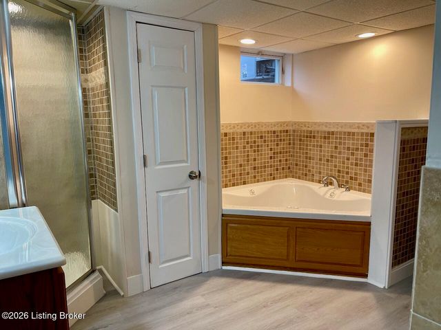 9019 Brandywyne Dr, Louisville, KY 40291
