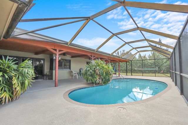 563 NW 13th Drive, Boca Raton, FL 33486