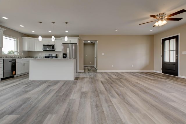 105 Mohican Trail, Jeffersonville, KY 40337