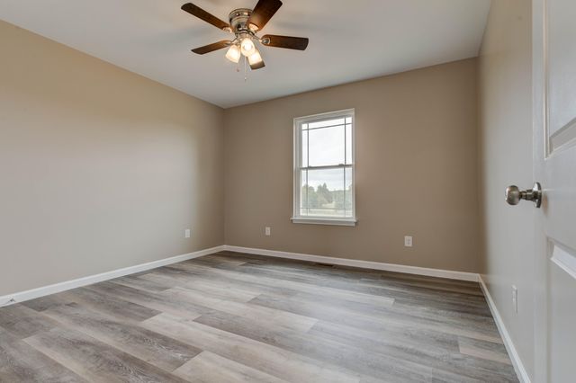 105 Mohican Trail, Jeffersonville, KY 40337