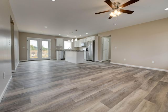 105 Mohican Trail, Jeffersonville, KY 40337