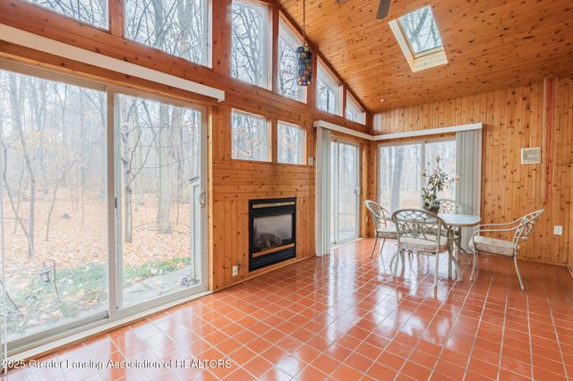 1805 Boynton Drive, Lansing, MI 48917