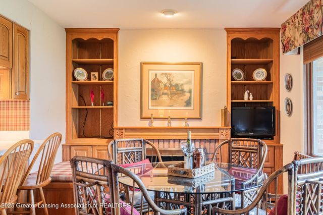 1805 Boynton Drive, Lansing, MI 48917