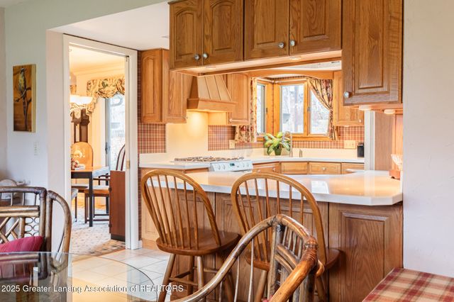 1805 Boynton Drive, Lansing, MI 48917