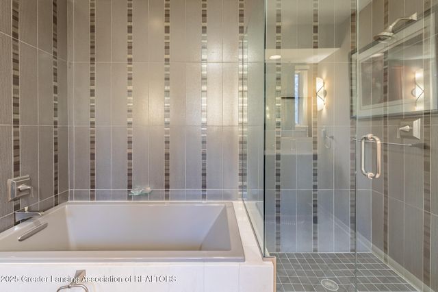 1805 Boynton Drive, Lansing, MI 48917