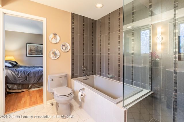 1805 Boynton Drive, Lansing, MI 48917