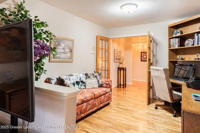 1805 Boynton Drive, Lansing, MI 48917