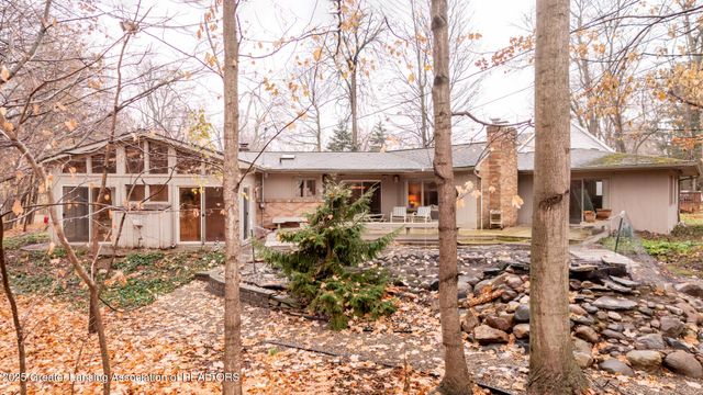 1805 Boynton Drive, Lansing, MI 48917