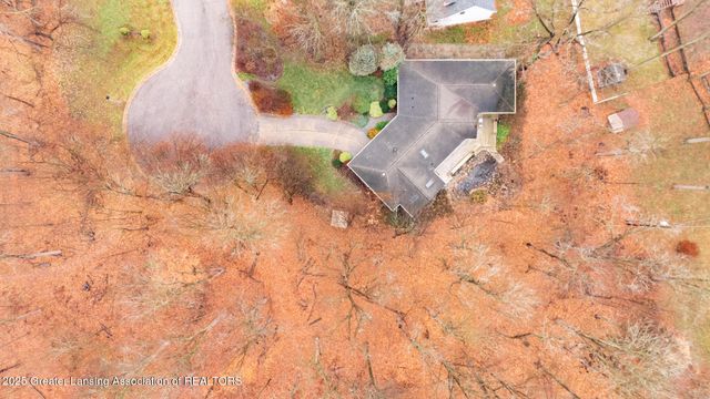 1805 Boynton Drive, Lansing, MI 48917