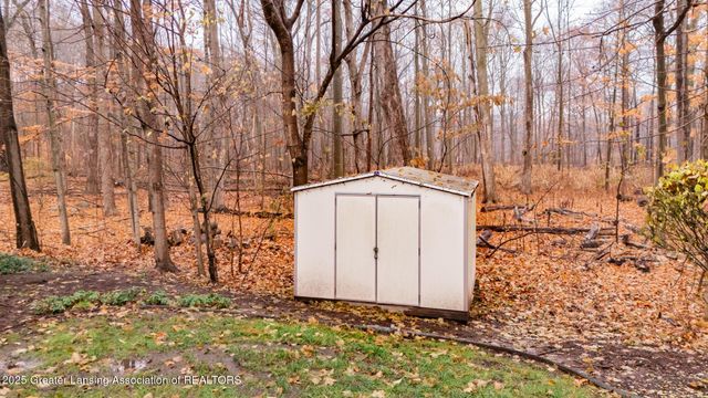 1805 Boynton Drive, Lansing, MI 48917