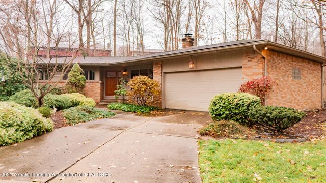 1805 Boynton Drive, Lansing, MI 48917