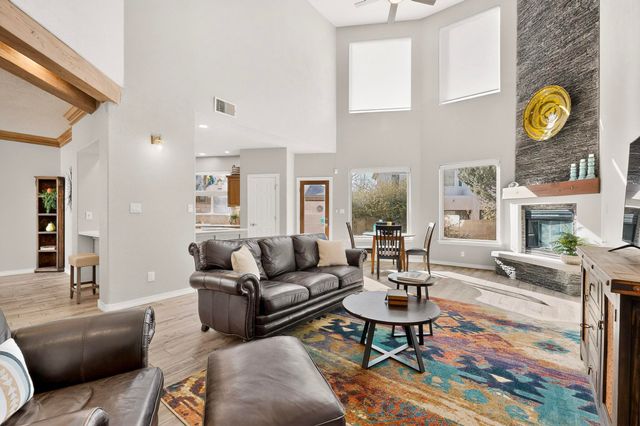 12616 Northern Sky Avenue NE, Albuquerque, NM 87111