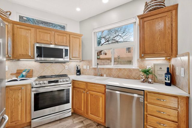 12616 Northern Sky Avenue NE, Albuquerque, NM 87111