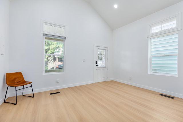 1541 Woodburn Avenue, Covington, KY 41011