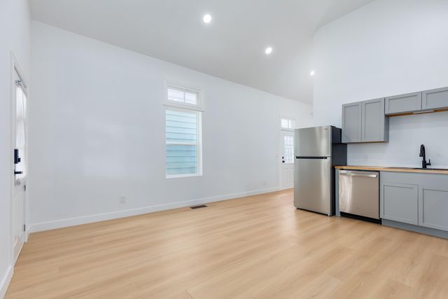 1541 Woodburn Avenue, Covington, KY 41011