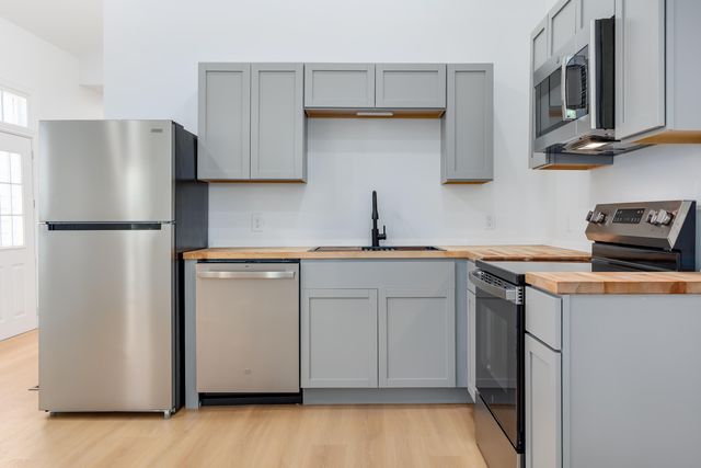 1541 Woodburn Avenue, Covington, KY 41011