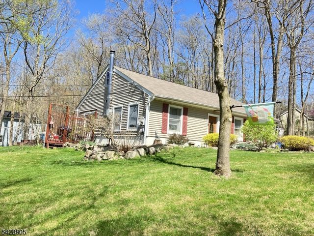 53 Paddock Ave, Vernon Twp., NJ 07422
